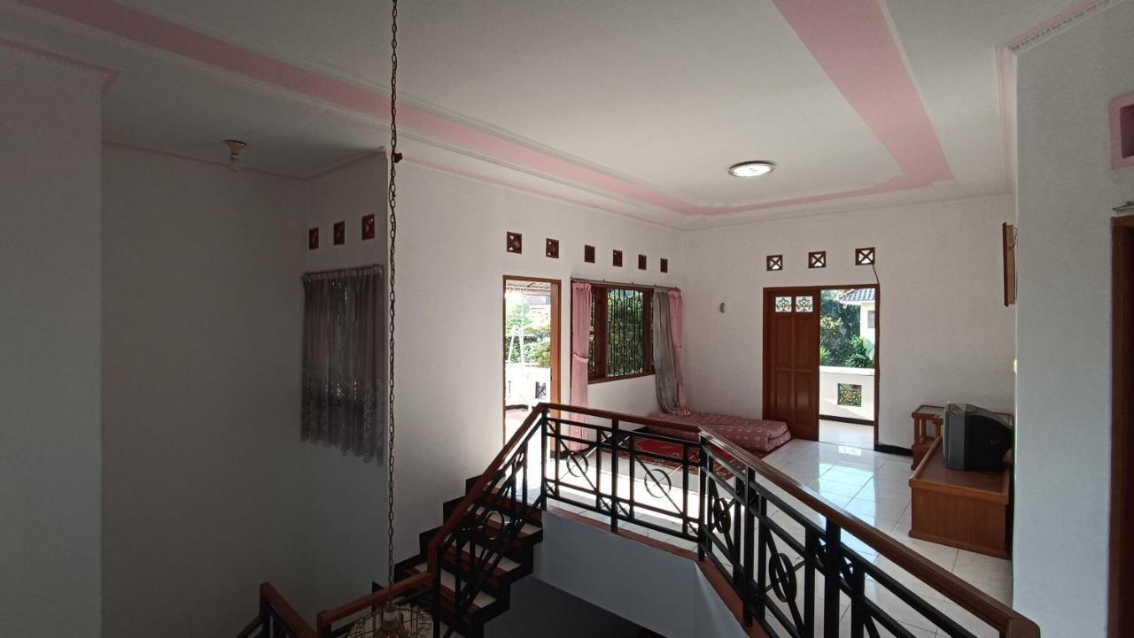 Villa Ohana Batu 외부 사진